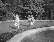 Elizabeth Duncan dancers and children, between 1916 and 1941. Creator: Arnold Genthe