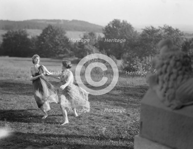 Elizabeth Duncan dancers and children, between 1916 and 1941. Creator: Arnold Genthe.