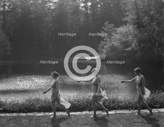 Elizabeth Duncan dancers and children, between 1916 and 1941. Creator: Arnold Genthe.