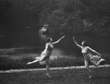 Elizabeth Duncan dancers and children, between 1916 and 1941. Creator: Arnold Genthe