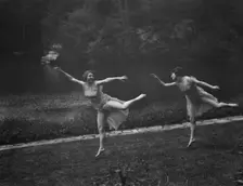 Elizabeth Duncan dancers and children, between 1916 and 1941. Creator: Arnold Genthe