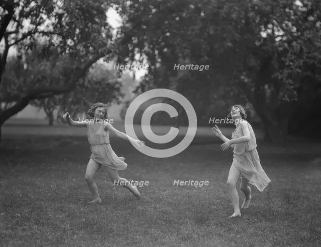 Elizabeth Duncan dancers and children, between 1916 and 1941. Creator: Arnold Genthe.