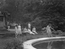 Elizabeth Duncan dancers and children, between 1916 and 1941. Creator: Arnold Genthe