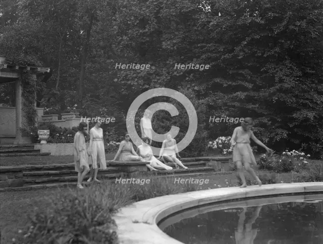 Elizabeth Duncan dancers and children, between 1916 and 1941. Creator: Arnold Genthe.