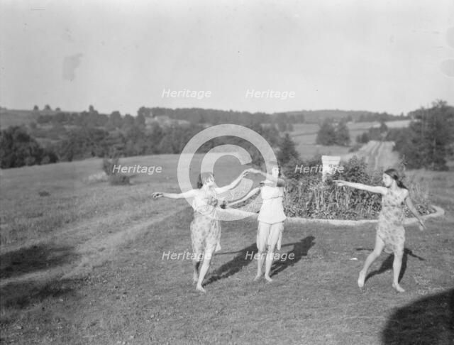 Elizabeth Duncan dancers and children, between 1916 and 1941. Creator: Arnold Genthe.