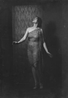 Elizabeth Duncan dancers and children, between 1916 and 1941. Creator: Arnold Genthe