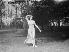 Elizabeth Duncan dancers, between 1916 and 1941. Creator: Arnold Genthe