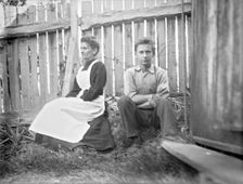 Elizabeth Esplain L'Estrange (nee Ely ) & son, Frederick Robert L'Estrange, 1906. Creator: Robert Augustus Henry L'Estrange