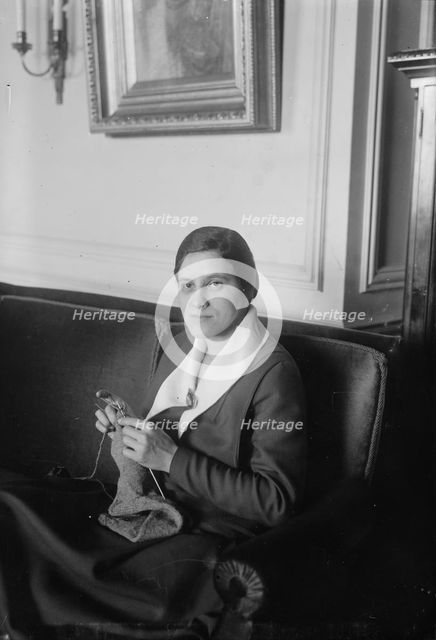 Elizabeth  Gutman, between c1915 and c1920. Creator: Bain News Service.