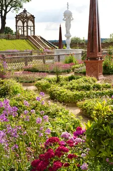 Elizabethan garden, Kenilworth Castle, Warwickshire, 2009. Artist: Historic England Staff Photographer