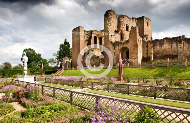 Elizabethan Garden, Kenilworth Castle, Warwickshire, 2009. Creator: Historic England Staff Photographer.