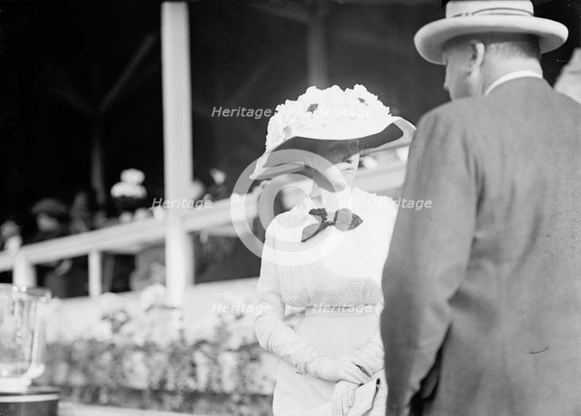 Elkins, Katharine; Mrs. William F. Hitt - Horse Show, 1912. Creator: Harris & Ewing.