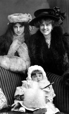Ellaline Terriss (1872-1971), English actress and singer, 1908.Artist: Rotary Photo