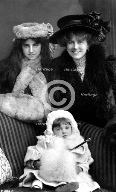 Ellaline Terriss (1872-1971), English actress and singer, 1908.Artist: Rotary Photo