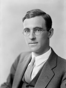 Elliott, Root - Portrait, 1933. Creator: Harris & Ewing