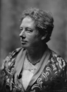 Ellis, Havelock, Mrs., portrait photograph, 1914. Creator: Arnold Genthe
