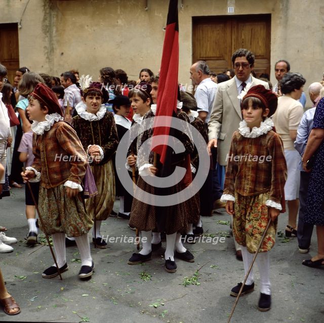 Els Moratons', dancing characters involved as a group in the Corpus Christi procession of Pollenç…