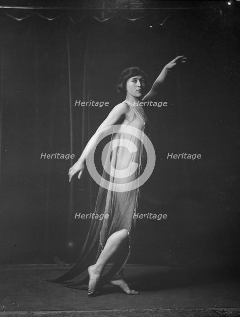 Elsie Dufour dancer, between 1918 and 1920. Creator: Arnold Genthe.