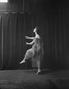 Elsie Dufour dancer, between 1918 and 1920. Creator: Arnold Genthe