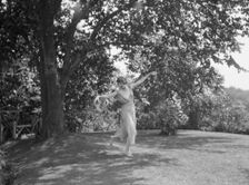 Elsie Dufour dancer, between 1918 and 1920. Creator: Arnold Genthe