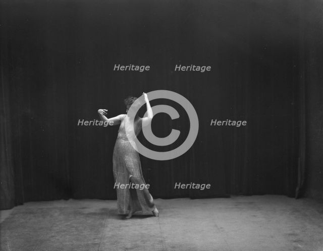 Elsie Dufour dancer, between 1918 and 1920. Creator: Arnold Genthe.