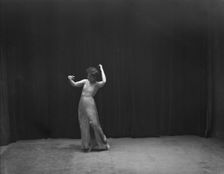 Elsie Dufour dancer, between 1918 and 1920. Creator: Arnold Genthe