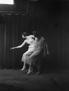 Elsie Dufour dancers, between 1918 and 1920. Creator: Arnold Genthe
