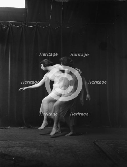 Elsie Dufour dancers, between 1918 and 1920. Creator: Arnold Genthe.