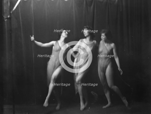 Elsie Dufour dancers, between 1918 and 1920. Creator: Arnold Genthe.