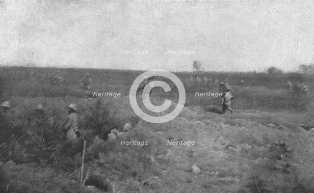 'Episodes de l'offensive de la Somme; le 2 juillet, dans la region d'Herbecourt: depart de..., 1916. Creator: Unknown.