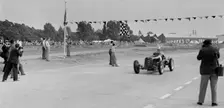 ERA R4C of Raymond Mays winning the JCC International Trophy, Brooklands, Surrey, 1937. Artist: Bill Brunell