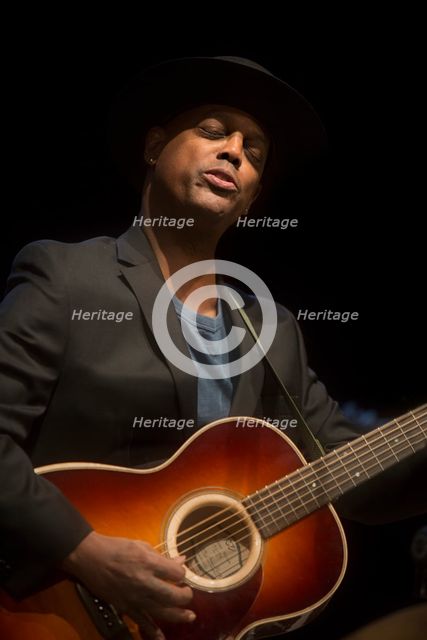 Eric Bibb, 2017. Artist: Alan John Ainsworth.