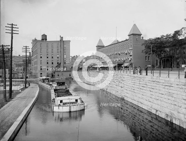 Erie Canal, Rochester, N.Y., between 1900 and 1906. Creator: Unknown.