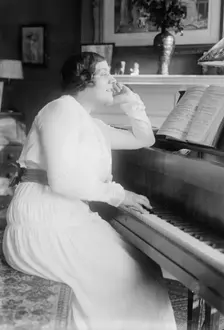Erma Zarska, between c1910 and c1915. Creator: Bain News Service