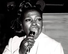 Esther Phillips, American singer, Ronnie Scott's, 1973. Artist: Brian O'Connor