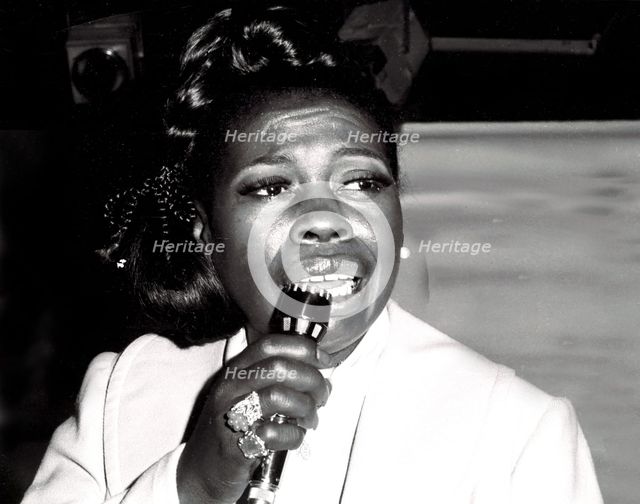 Esther Phillips, American singer, Ronnie Scott's, 1973.   Artist: Brian O'Connor.