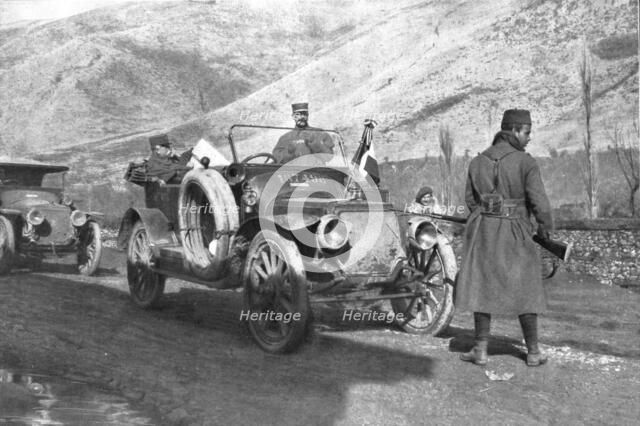'Esclave de la Consigne!; le general Sarrail, en inspection sur le front de Macedoine..., 1917. Creator: Unknown.