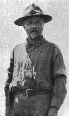 'Etats-Unis et Mexique; Le general Pershing et son etat-major 1916. Creator: Unknown