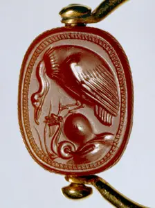 Etruscan gold ring with carnelian scarab as bezel, 5th century BC