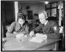 Evelyn Moran, between 1910 and 1920. Creator: Harris & Ewing