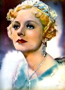 Evelyn Laye, English theatre actress, 1934-1935