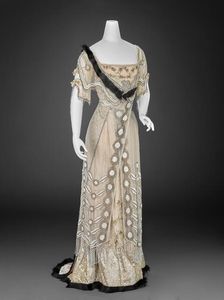 Evening Dress, 1908-1915. Creator: Girolamo Giuseffi