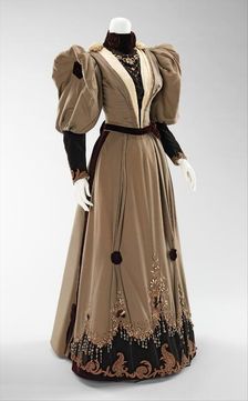Evening dress, American, 1893. Creator: Unknown