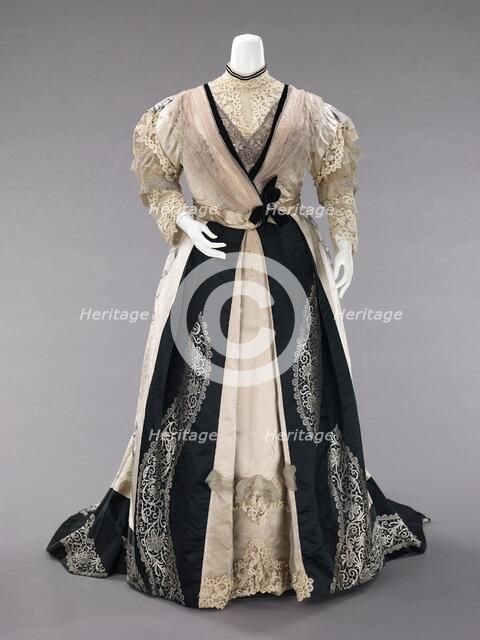 Evening dress, American, 1900-1903. Creator: Catherine Donovan.