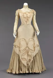 Evening dress, American, ca. 1890. Creator: Herbert Luey