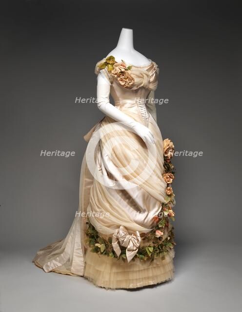 Evening dress, French, ca. 1882. Creators: House of Worth, Charles Frederick Worth.