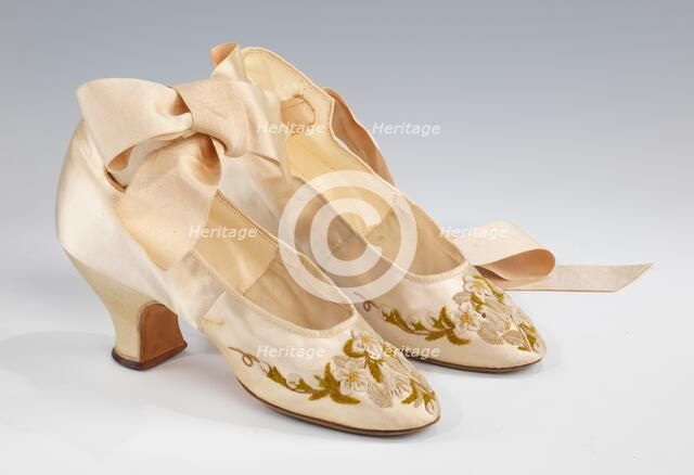 Evening shoes, French, 1875-85. Creator: Unknown.