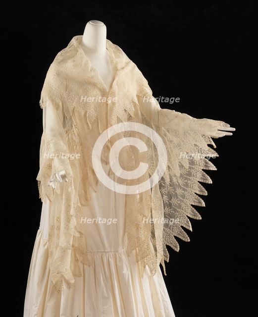 Evening shawl, American, 1830-40. Creator: Unknown.