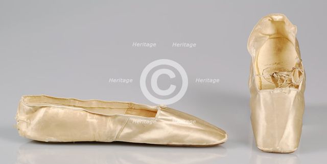 Evening slippers, British, 1845-65. Creator: Melnotte.