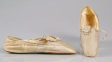 Evening slippers, French, 1845-65. Creator: P Rouillier